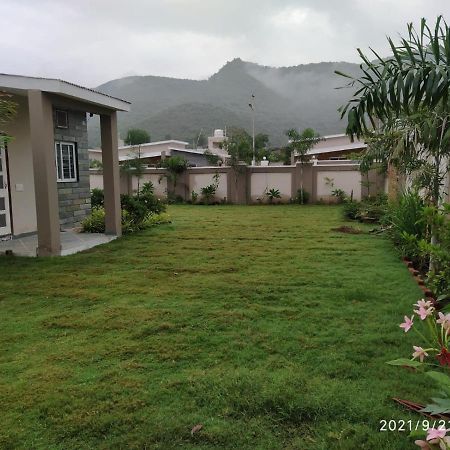 Nine Hill Villa - 2Bhk Private Villa With Pool Udaipur Luaran gambar