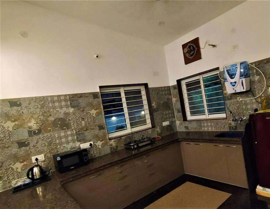 Nine Hill Villa - 2Bhk Private Villa With Pool Udaipur Luaran gambar
