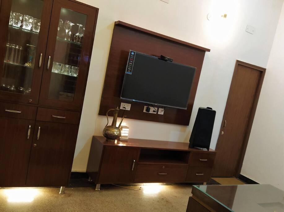 Nine Hill Villa - 2Bhk Private Villa With Pool Udaipur Luaran gambar