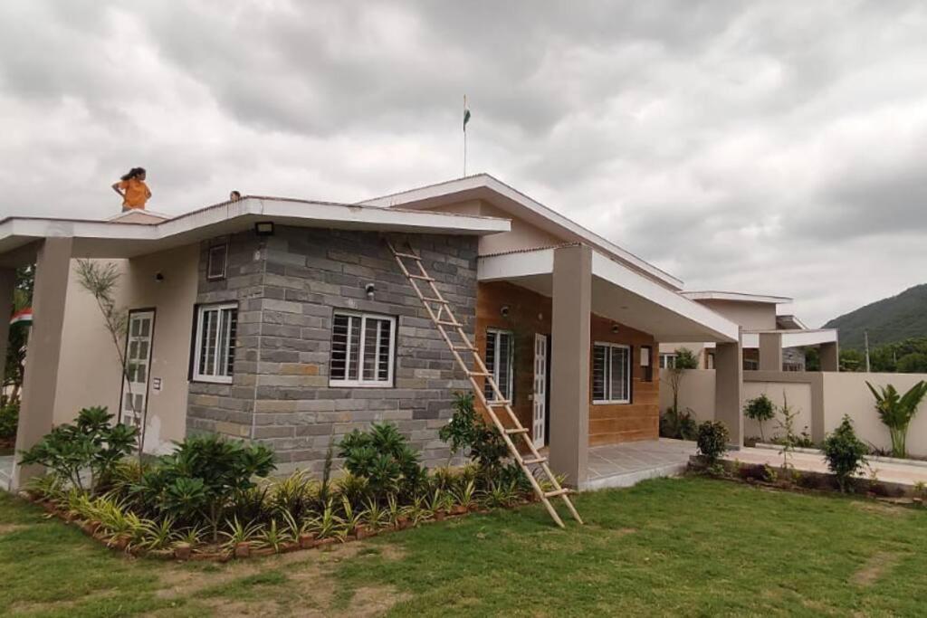 Nine Hill Villa - 2Bhk Private Villa With Pool Udaipur Luaran gambar